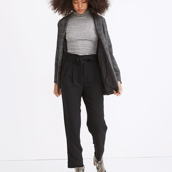 Madewell Black Pleated Paperbag Cropped Pants in Size 0 - Picture 1 of 12
